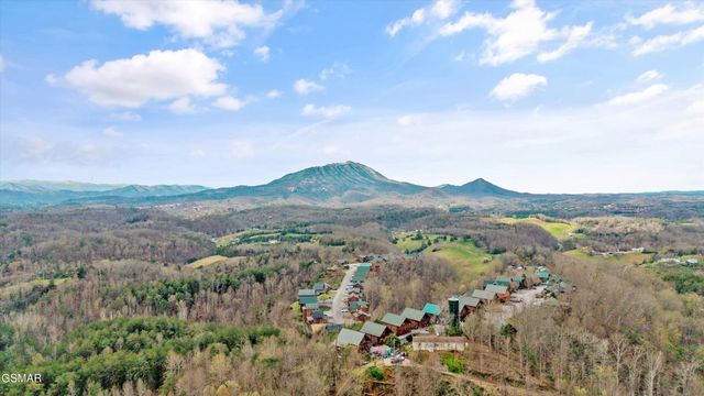 669 Stockton Drive, Sevierville, TN 37876
