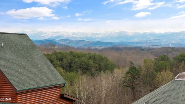 669 Stockton Drive, Sevierville, TN 37876