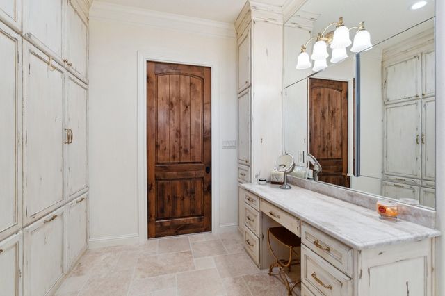5206 Flint Hills Drive, College Station, TX 77845