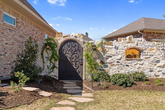 5206 Flint Hills Drive, College Station, TX 77845
