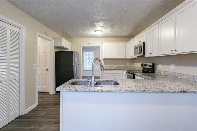 2097 Kolb Ridge SW Court, Marietta, GA 30008
