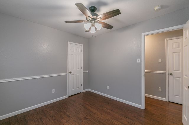 1013 Darren Drive, Burleson, TX 76028