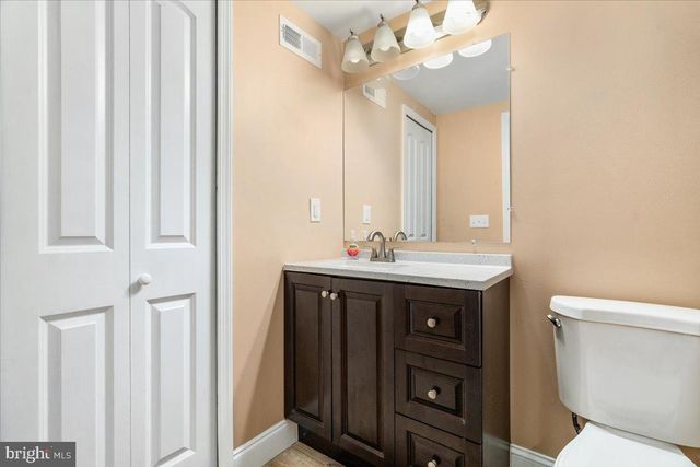 208 MOUNTAIN LAKE DR, Front Royal, VA 22630