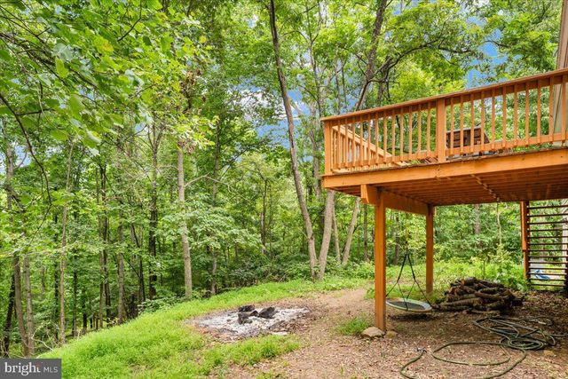 208 MOUNTAIN LAKE DR, Front Royal, VA 22630