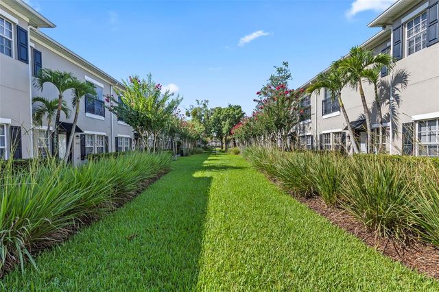10044 OLD HAVEN WAY, Tampa, FL 33624