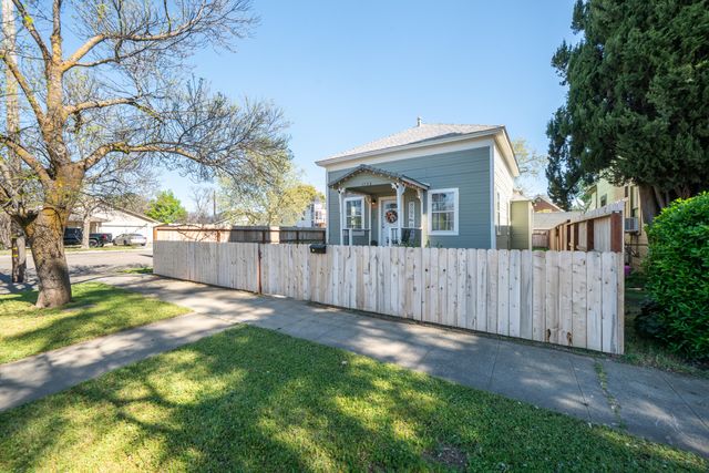 1158 Madison Street, Red Bluff, CA 96080