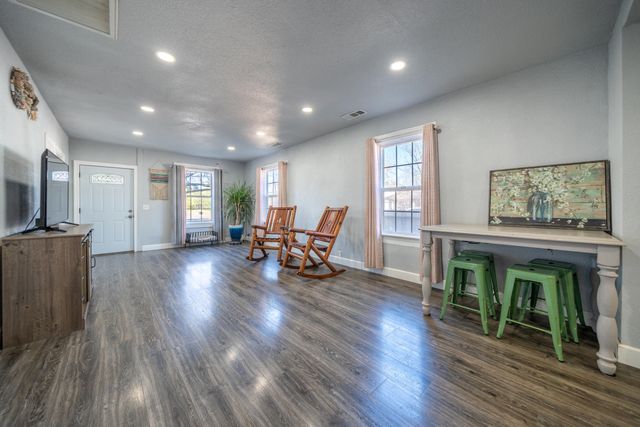 1158 Madison Street, Red Bluff, CA 96080