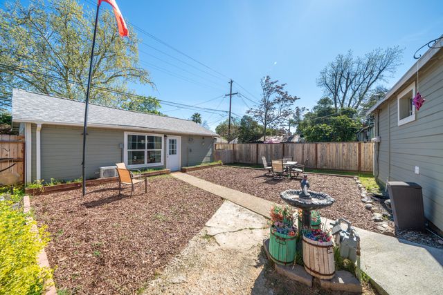 1158 Madison Street, Red Bluff, CA 96080