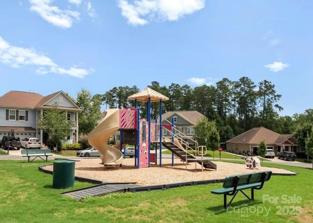 1028 Moonlight Mist Road, Belmont, NC 28012