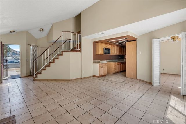 1918 W Quartermaster, Colton, CA 92324