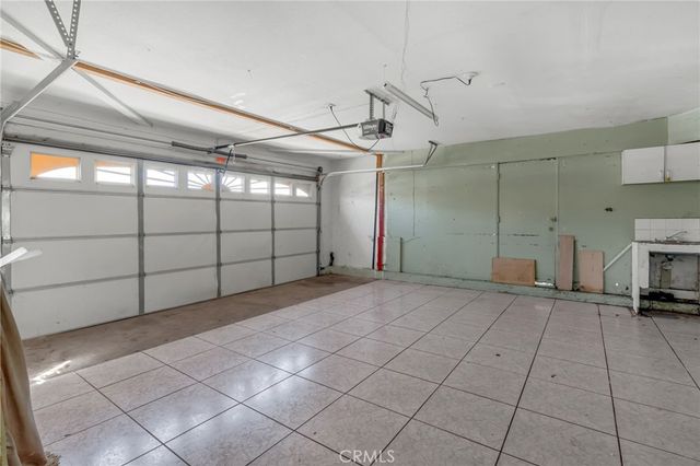 1918 W Quartermaster, Colton, CA 92324