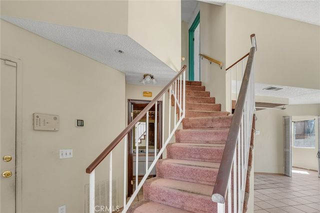 1918 W Quartermaster, Colton, CA 92324