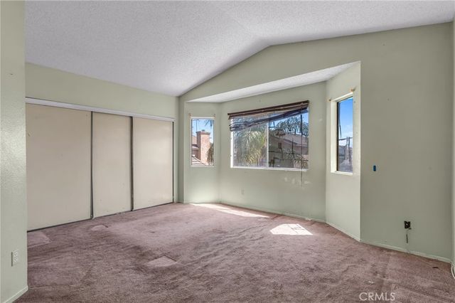 1918 W Quartermaster, Colton, CA 92324