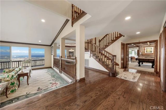 10 Avenue De Azalea, Rancho Palos Verdes, CA 90275