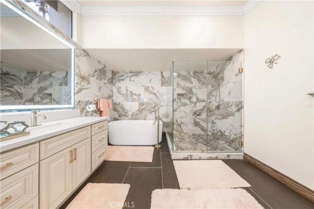 10 Avenue De Azalea, Rancho Palos Verdes, CA 90275