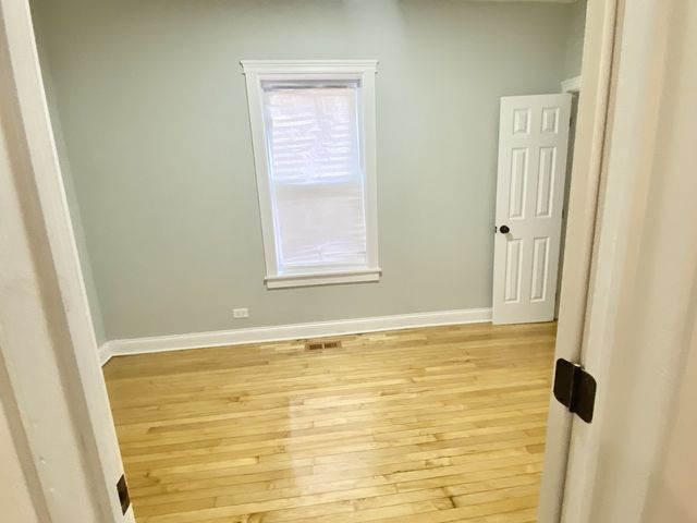 5019 W CONCORD Place 1, Chicago, IL 60639