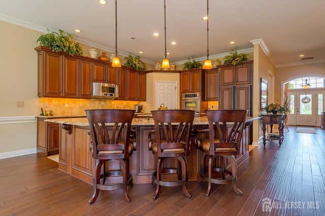 160 Tournament Drive, Monroe, NJ 08831
