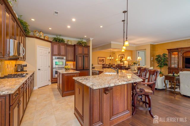 160 Tournament Drive, Monroe, NJ 08831