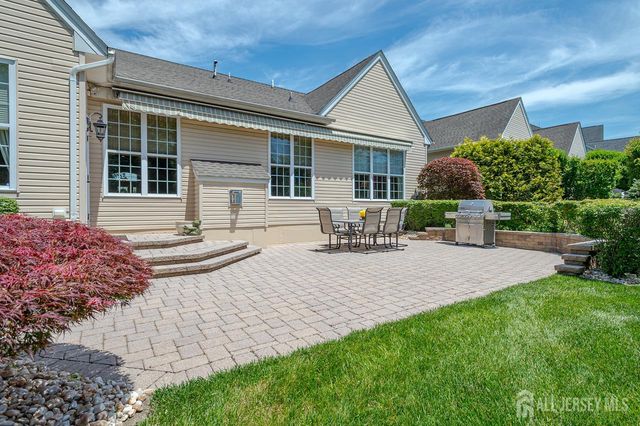 160 Tournament Drive, Monroe, NJ 08831