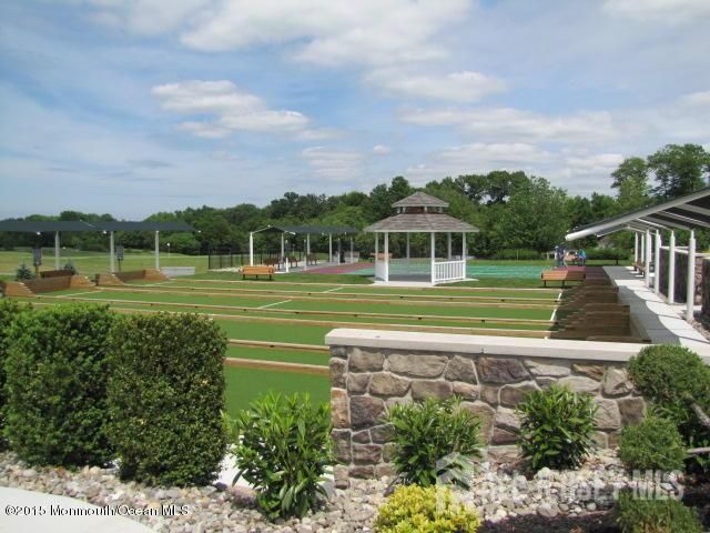 160 Tournament Drive, Monroe, NJ 08831