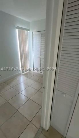 4431 Treehouse Ln H28, Tamarac, FL 33319