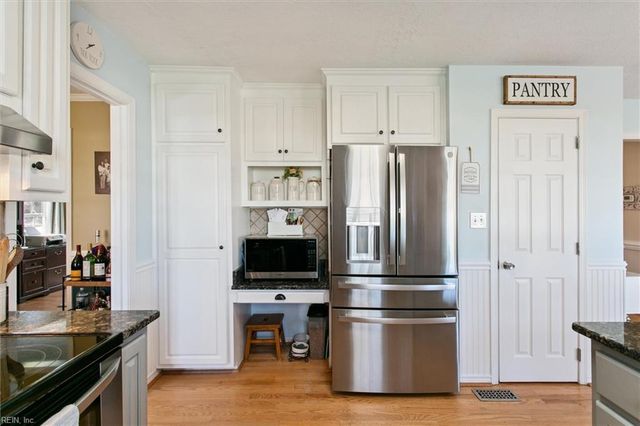 413 Joseph Topping DR, Poquoson, VA 23662