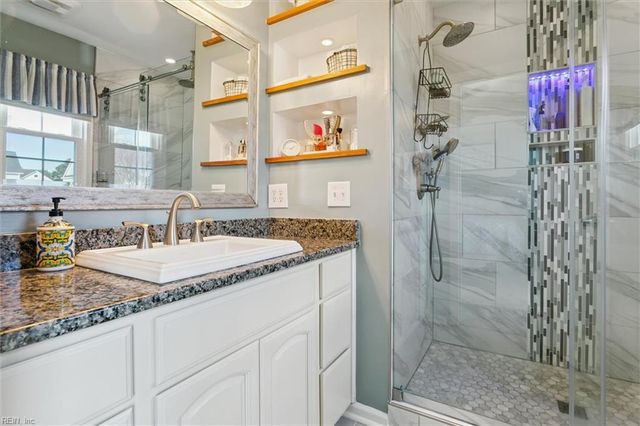 413 Joseph Topping DR, Poquoson, VA 23662