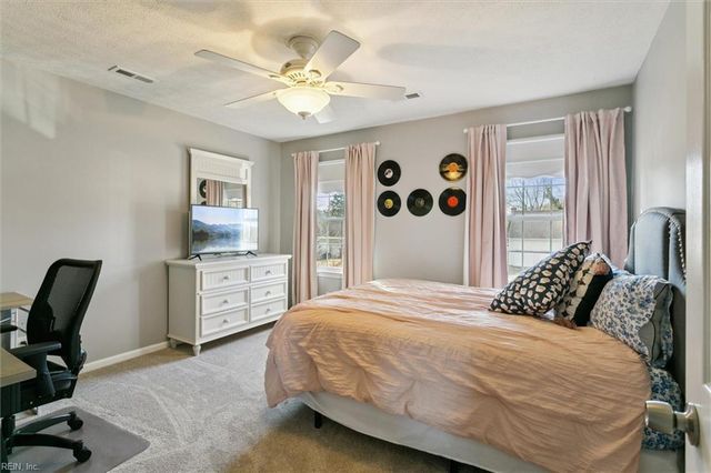 413 Joseph Topping DR, Poquoson, VA 23662