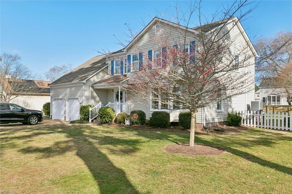 413 Joseph Topping DR, Poquoson, VA 23662