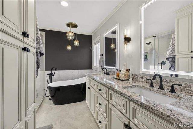 260 Pennington Lane, Clarkson Valley, MO 63005