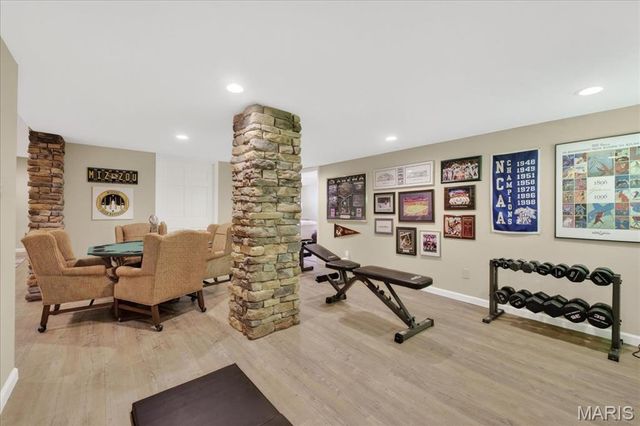 260 Pennington Lane, Clarkson Valley, MO 63005