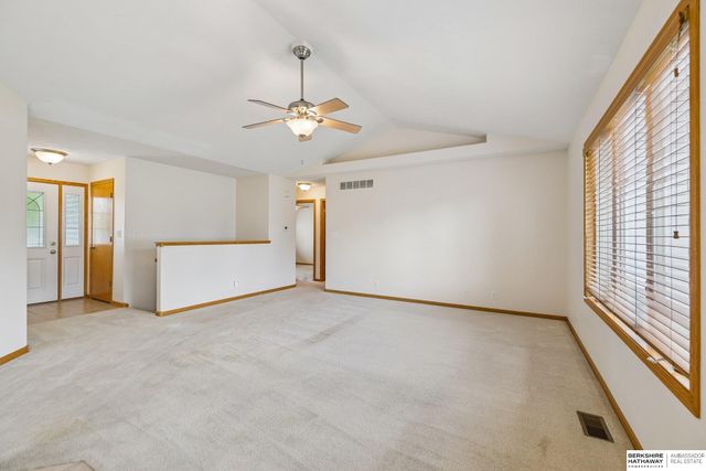 7031 N 16th Street, Lincoln, NE 68521