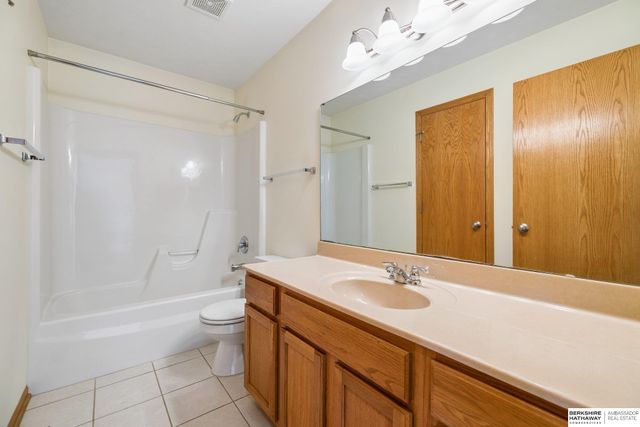 7031 N 16th Street, Lincoln, NE 68521
