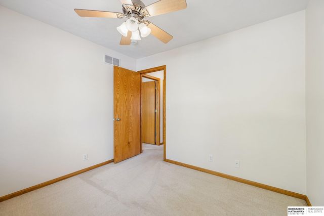 7031 N 16th Street, Lincoln, NE 68521