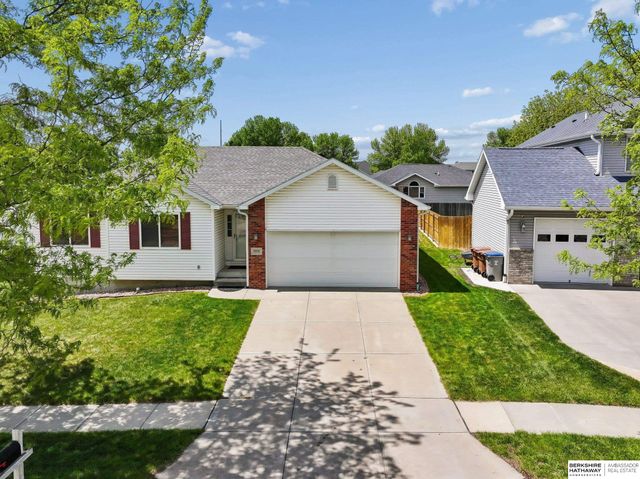 7031 N 16th Street, Lincoln, NE 68521