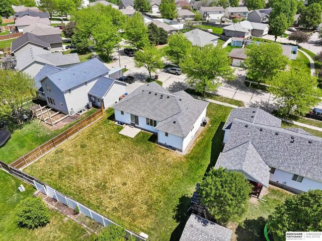 7031 N 16th Street, Lincoln, NE 68521