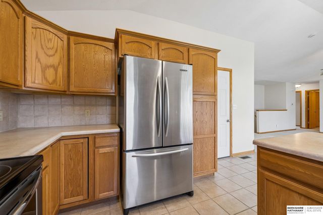 7031 N 16th Street, Lincoln, NE 68521