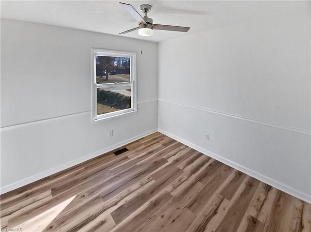 147 Dove Meadows Drive, Archdale, NC 27263