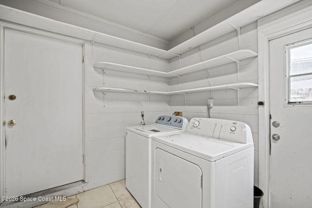 185 Moore Avenue, Merritt Island, FL 32952