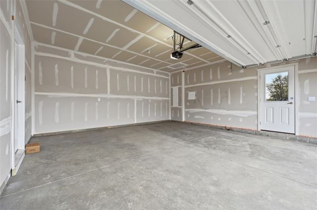 121 July Drive, City Of But Sw, PA 16002