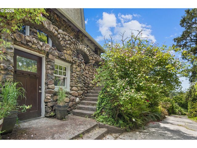 91755 LEWIS AND CLARK Rd, Astoria, OR 97103