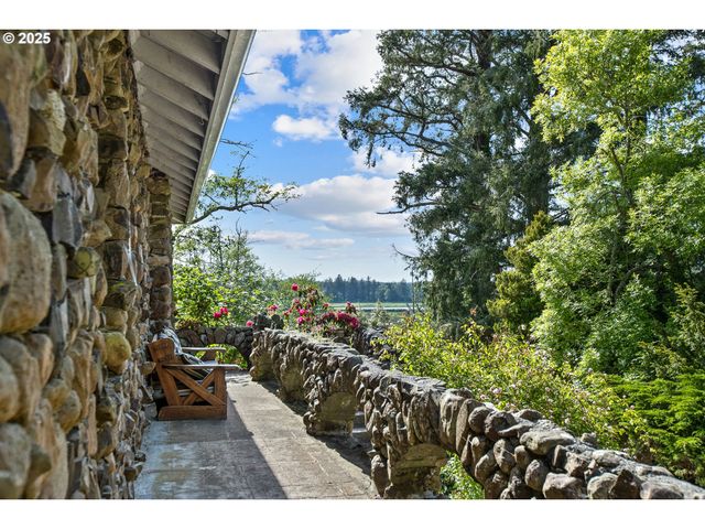 91755 LEWIS AND CLARK Rd, Astoria, OR 97103