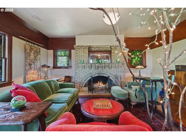 91755 LEWIS AND CLARK Rd, Astoria, OR 97103