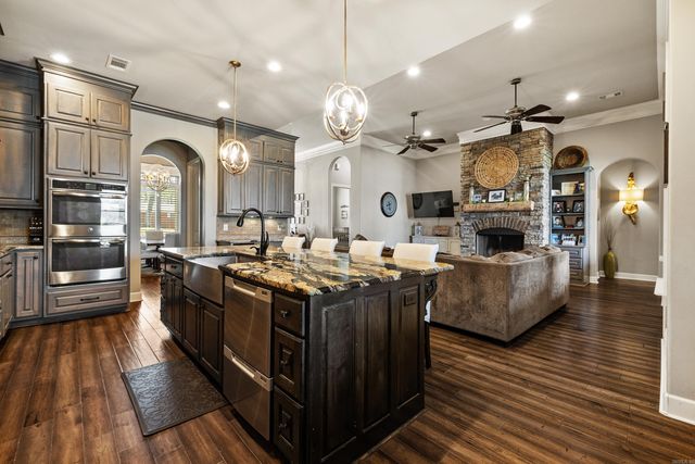 5823 Gregory Road, Benton, AR 72019