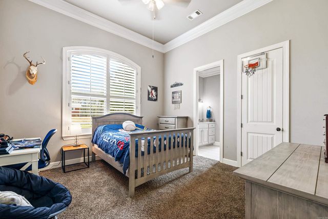 5823 Gregory Road, Benton, AR 72019