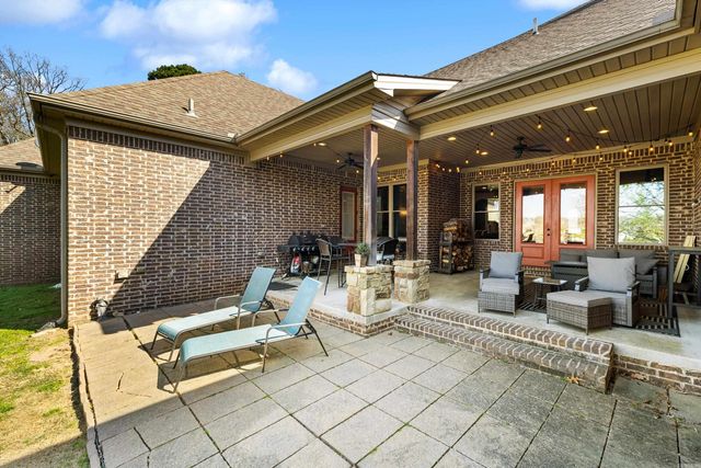 5823 Gregory Road, Benton, AR 72019