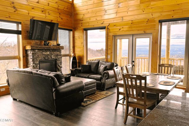 1854 Billard Way, Sevierville, TN 37876