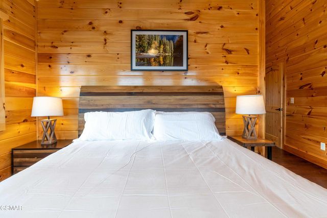 1854 Billard Way, Sevierville, TN 37876