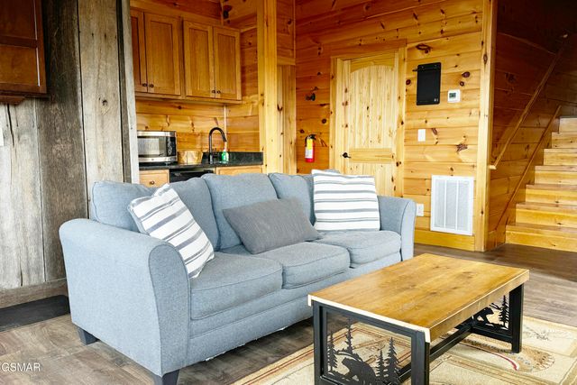 1854 Billard Way, Sevierville, TN 37876