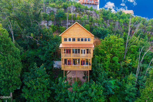 1854 Billard Way, Sevierville, TN 37876